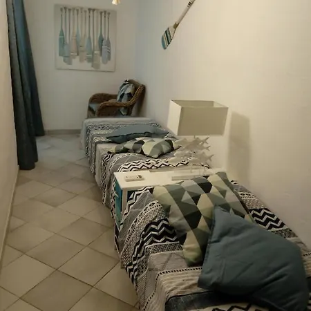Zuni House *